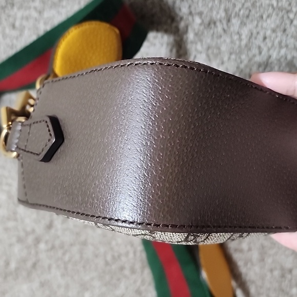 Gucci Neo Vintage Crossbody Bag - Picture 4 of 6